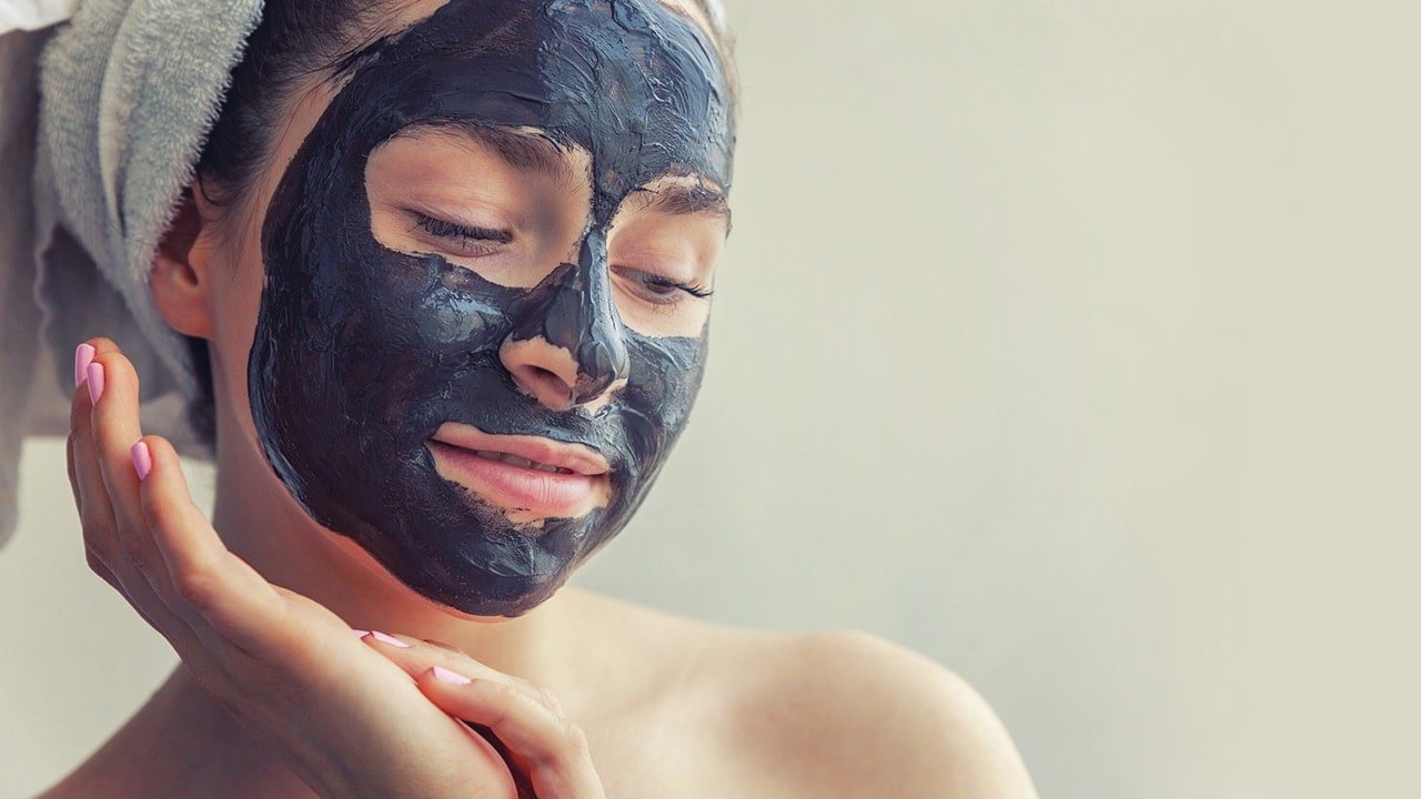 Loreal Paris BMAG Article how to prep your skin leading up to a big event D